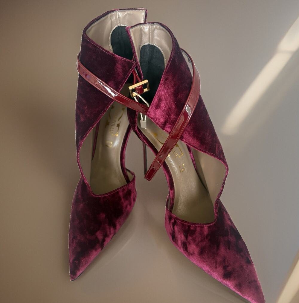 Divine Follie Burgundy Velvet/Patent Pointed Toe Ankle Strap Stiletto EU 39 US 8